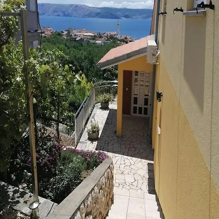 House Panorama Apartment *